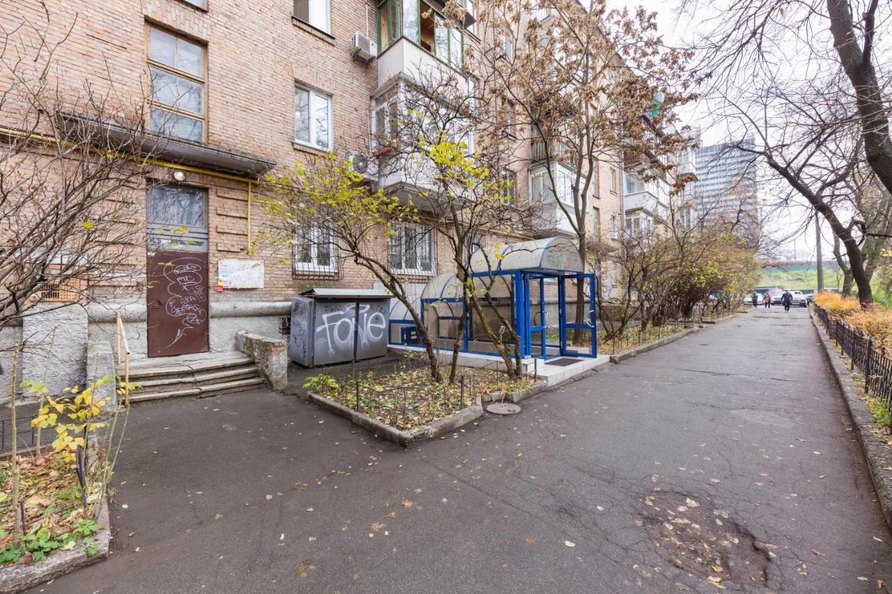 На Палаце Спорта Apartment เคียฟ ภายนอก รูปภาพ