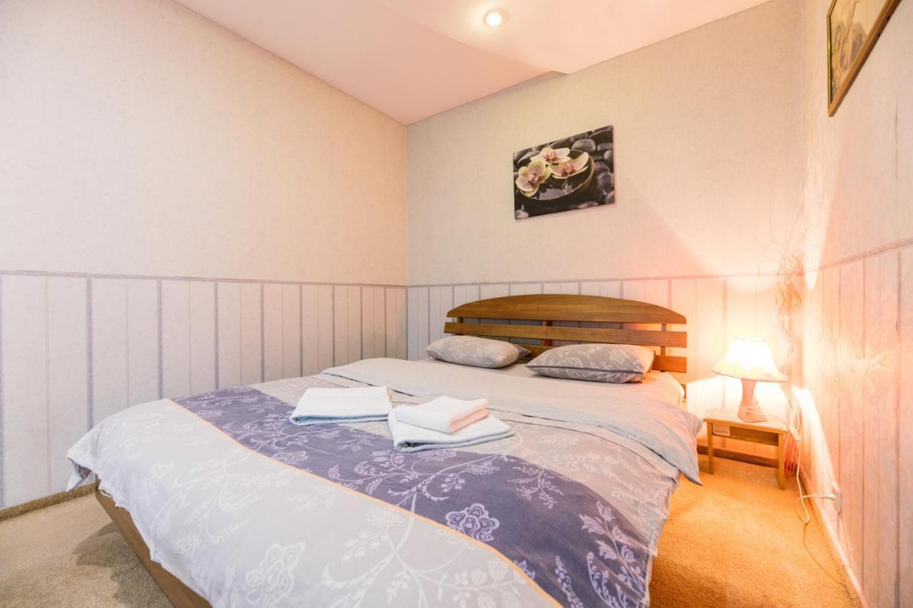 На Палаце Спорта Apartment เคียฟ ภายนอก รูปภาพ